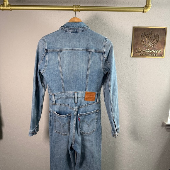 Levis Womens Denim Jumpsuit Medium Wash Long Sleeve Button Front XS 81862-0000 - Picture 12 of 13
